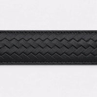 Détail du cuir tressé noir de la ceinture alliage métallique en cuir boucle automatique — Le Monde de la Ceinture