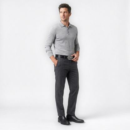 Mannequin homme portant la Ceinture Cuir Homme Boucle Vintage — style smart casual — Le Monde de la Ceinture