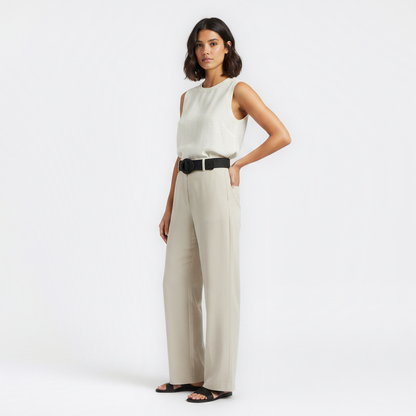 Mannequin femme portant la Ceinture Tissu Femme Été — style smart casual — Le Monde de la Ceinture