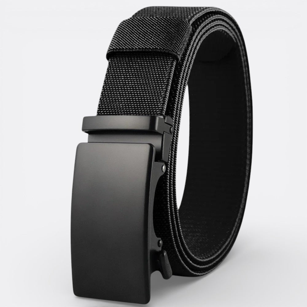 Le monde de la ceinture black adjustable fabric belt with a matte black buckle for everyday wear.