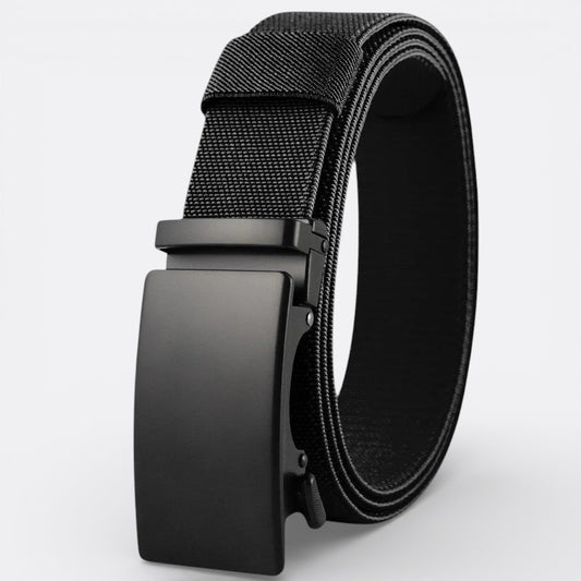 Le monde de la ceinture black adjustable fabric belt with a matte black buckle for everyday wear.