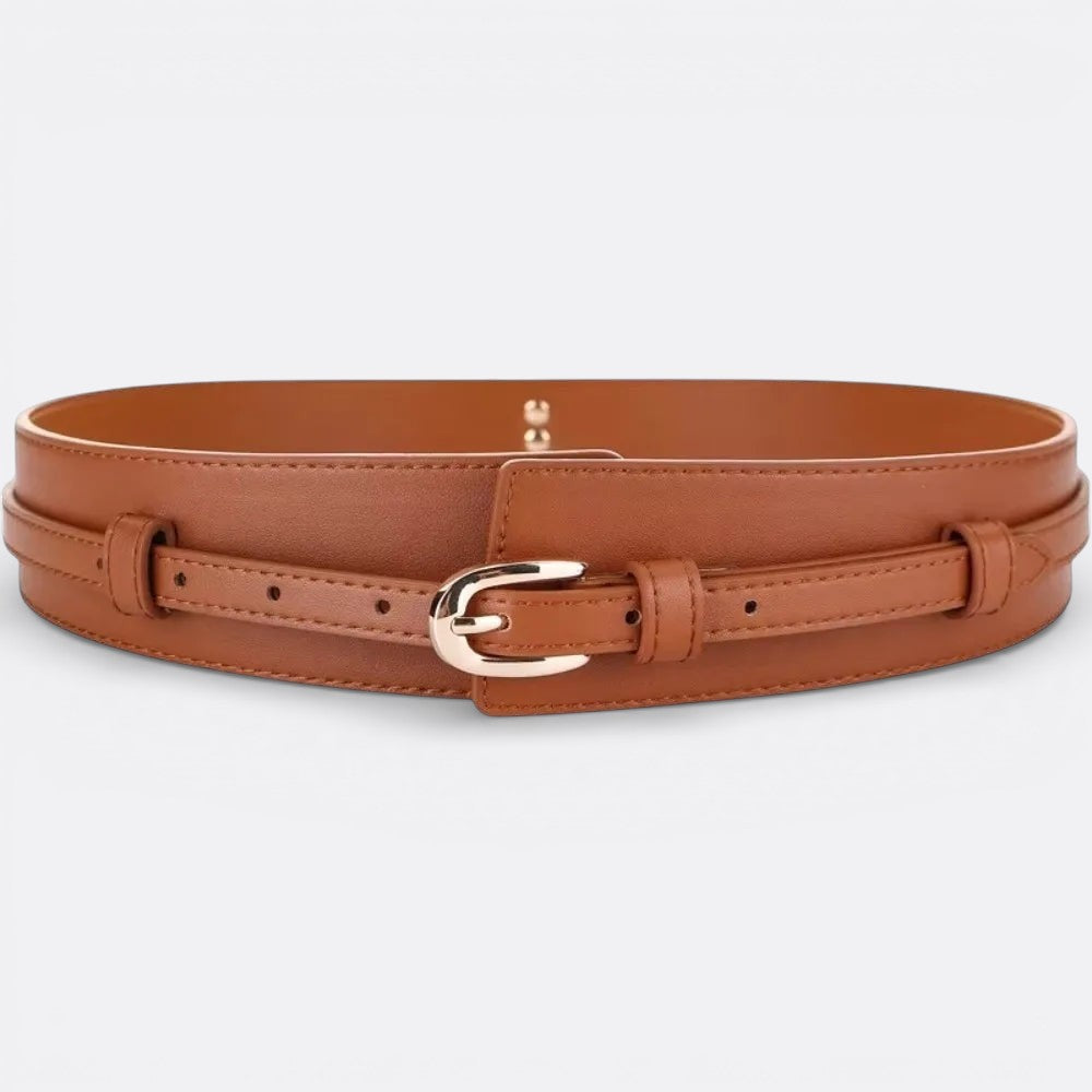 Le monde de la ceinture brown leather high waist belt with silver buckle for women, accentuating the waist.